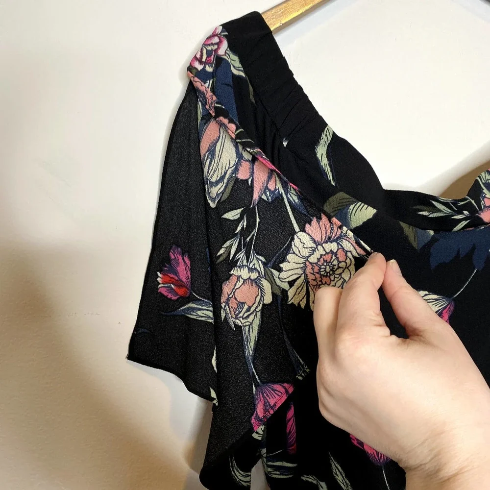 City Chic Black Misty Floral Off The Shoulder Belted Cropped Leg Jumpsuit - Picture 9 of 11